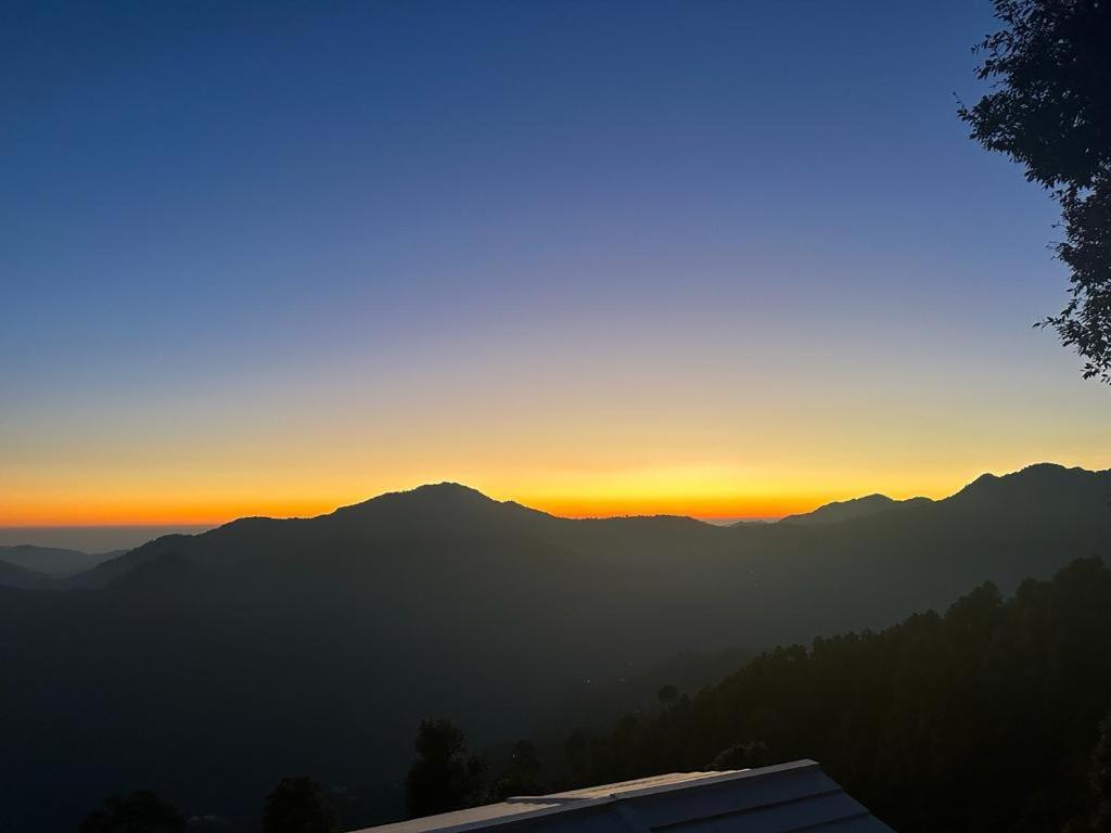 Drona Hills Resorts คานาตัล ภายนอก รูปภาพ